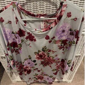 Ladies Honeyme Dolman Top- Light Blue Floral- Medium